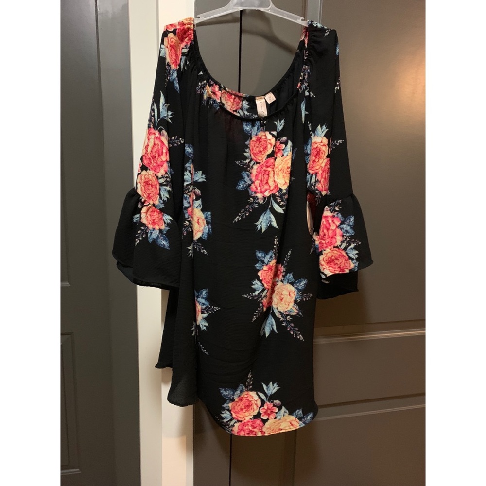 Misia - Flowy Floral Top - Size 3